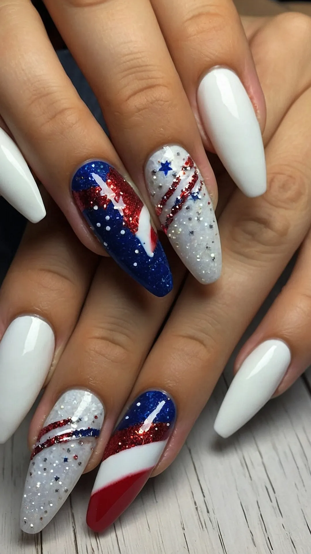 Celebrate in Style: Trendy 4th of July Nail Looks