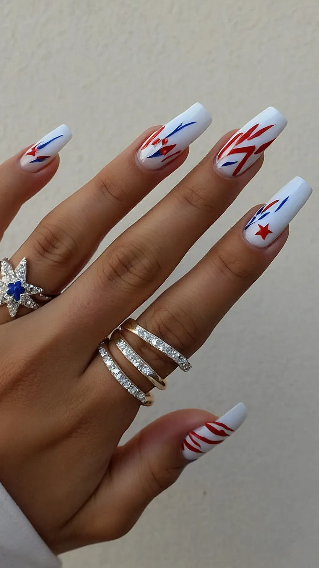 American Beauty: Stunning 4th of July Nail Ideas