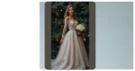 Enchanting Christmas Wedding Dresses: 17 Ideas for the Perfect Bride
